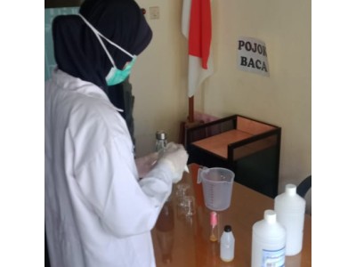 Pembuatan Hand Sanitizer SMK Muhammadiyah 2 Turi (2020)